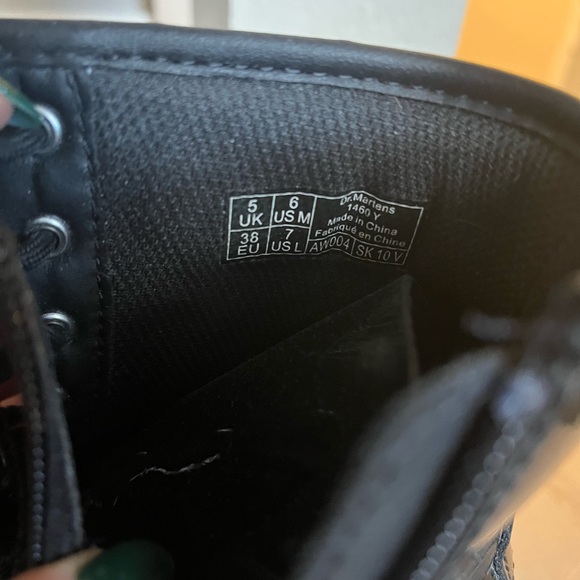 Doc Martens patent leather UK size 5 US 6. Zipper onside - Picture 4 of 5